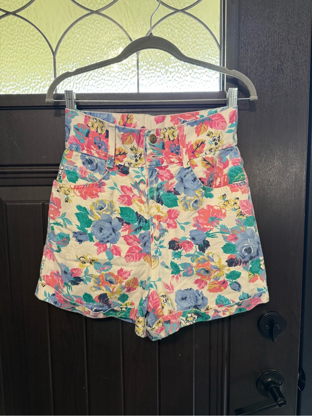Vintage French Country High-Waist Floral Print Women’s Shorts - size 9